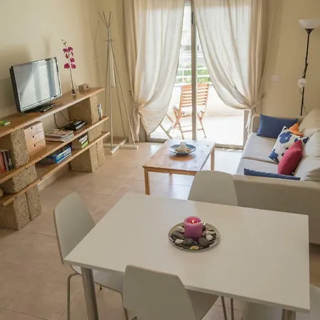 Médano Patios Windsurfing Area *